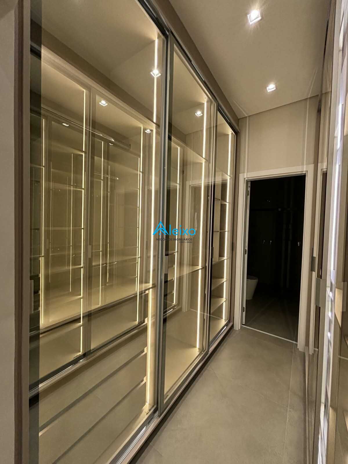 Casa de Condomínio com 3 quartos à venda, 182m² — foto 11 de 16