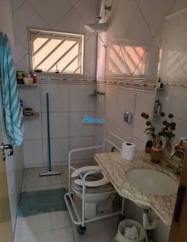 Casa com 3 quartos à venda — foto 15 de 18