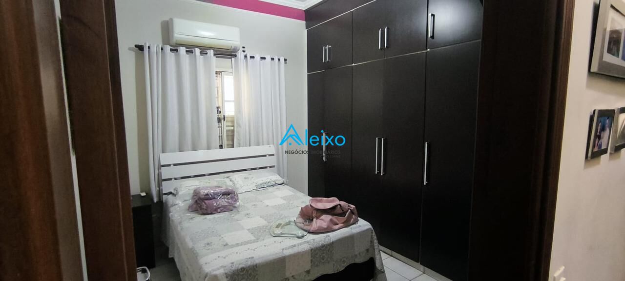 Sobrado com 3 quartos à venda, 380m² — foto 14 de 19