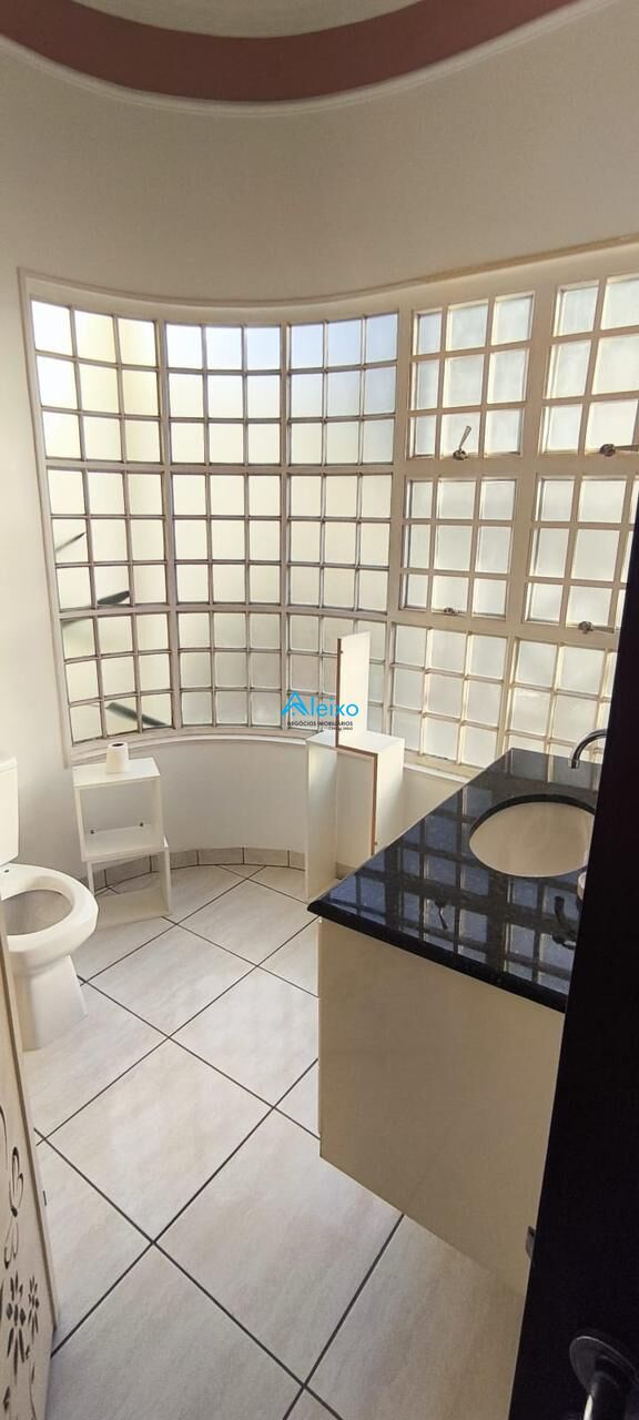 Sobrado com 3 quartos à venda, 380m² — foto 10 de 19