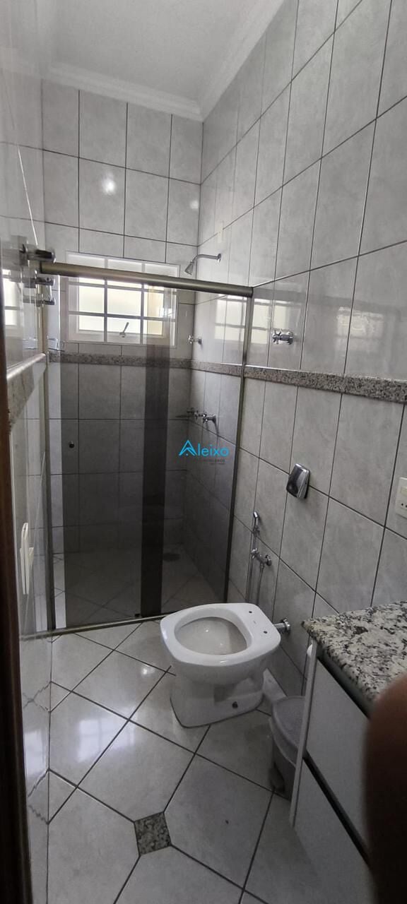Sobrado com 3 quartos à venda, 380m² — foto 18 de 19