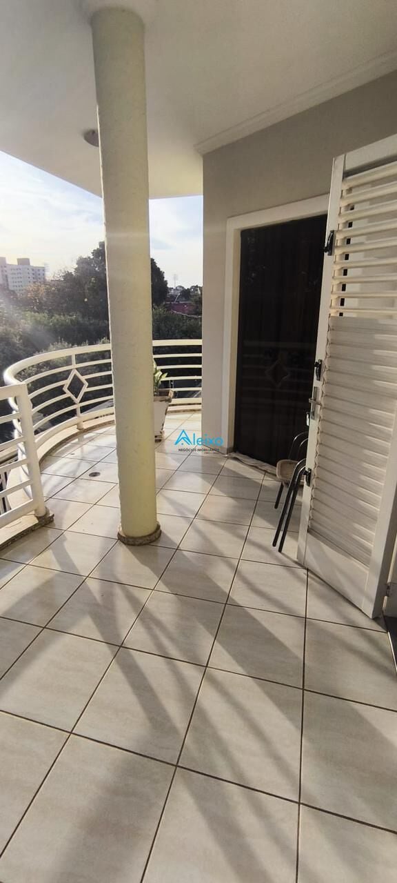 Sobrado com 3 quartos à venda, 380m² — foto 12 de 19