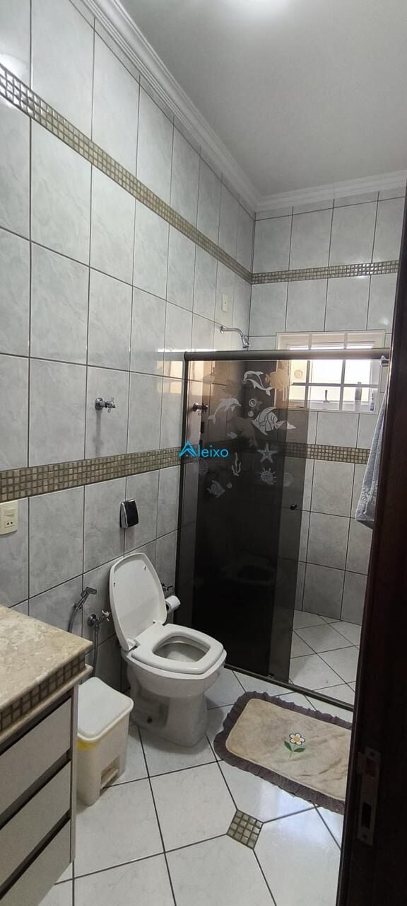 Sobrado com 3 quartos à venda, 380m² — foto 17 de 19