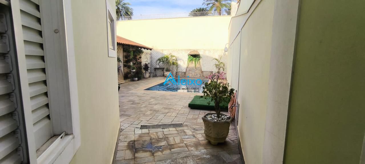 Sobrado com 3 quartos à venda, 380m² — foto 3 de 19