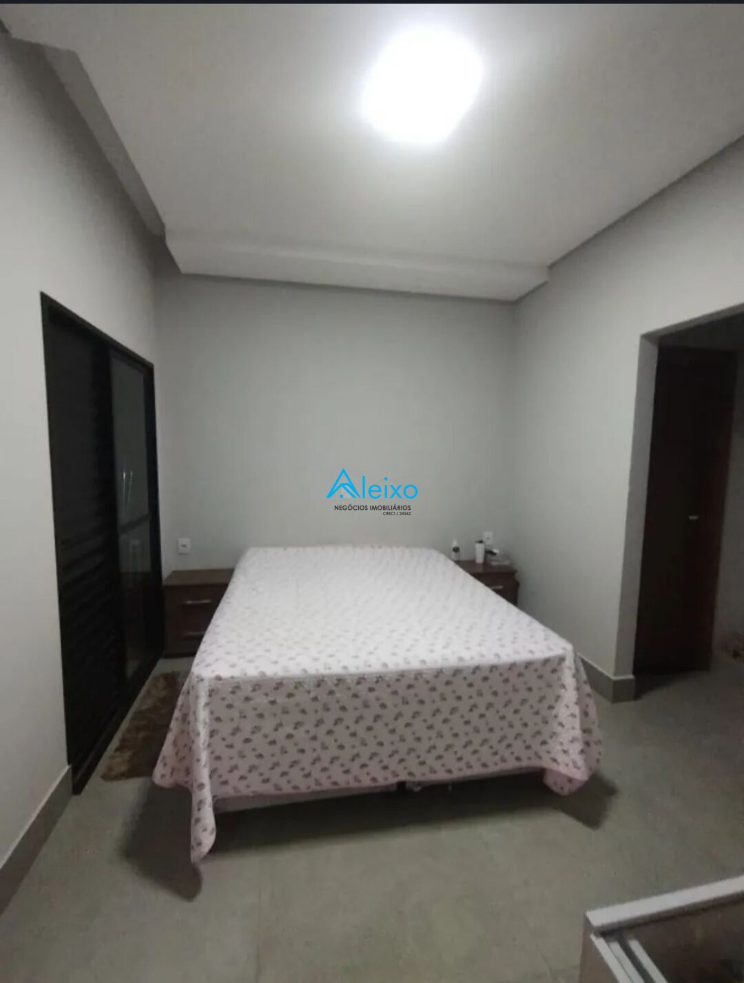 Casa com 2 quartos à venda, 212m² — foto 9 de 13
