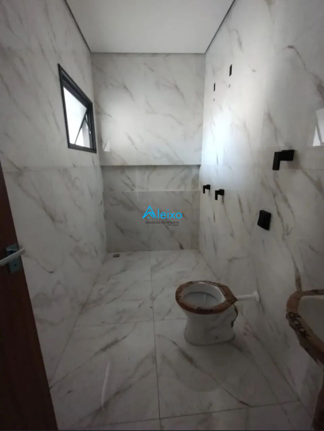 Casa com 2 quartos à venda, 212m² — foto 13 de 13