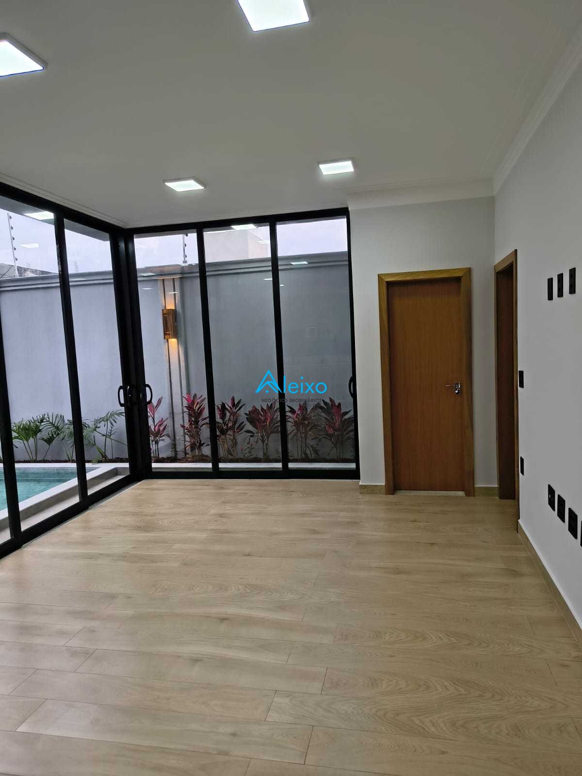 Casa com 2 quartos à venda, 141m² — foto 4 de 37