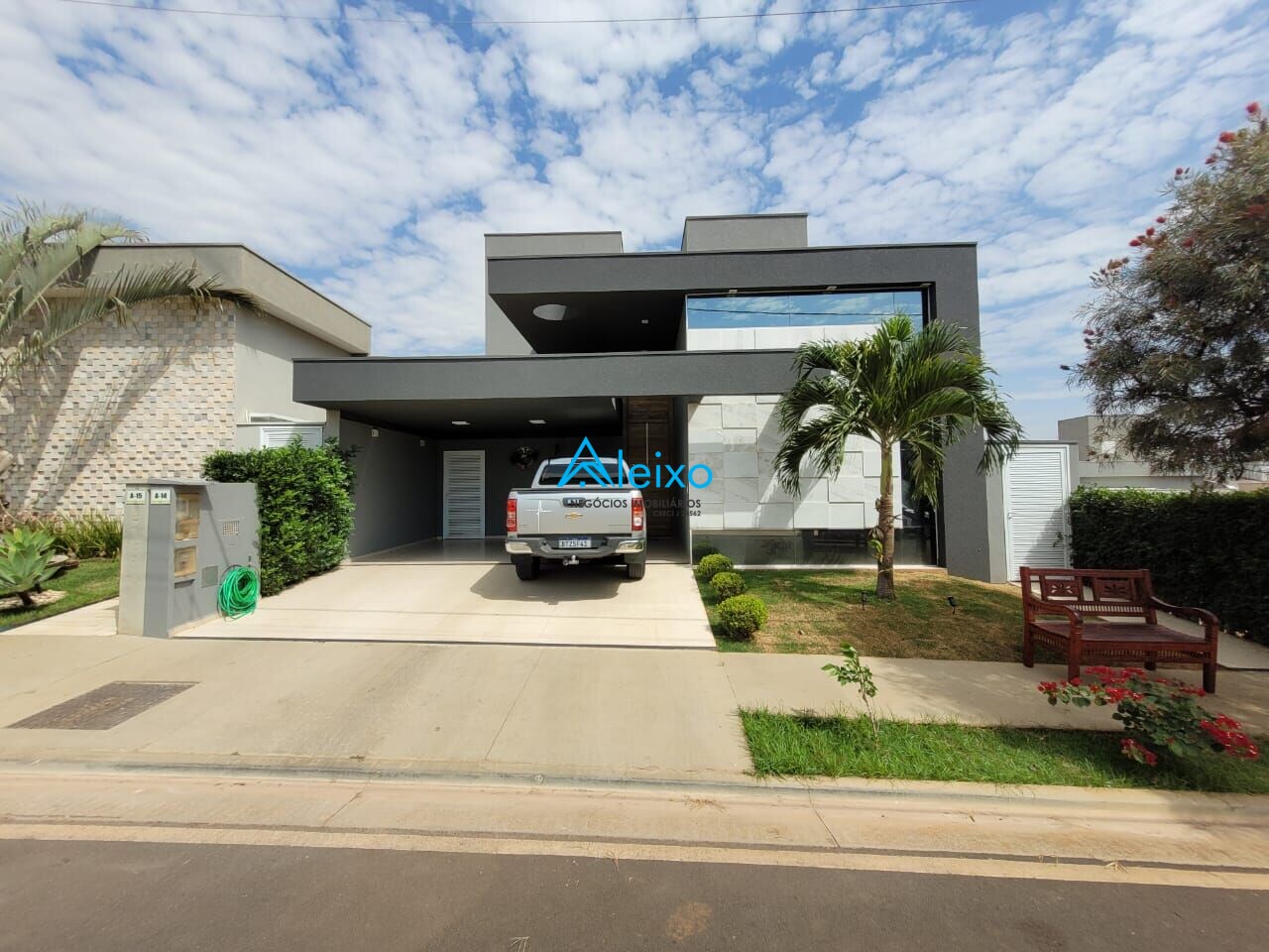 Casa com 3 quartos à venda — foto 4 de 20
