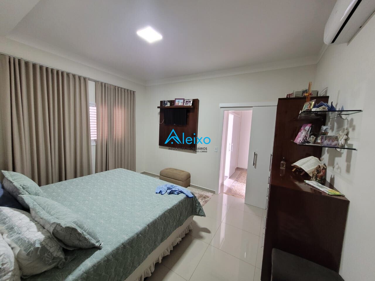 Casa com 3 quartos à venda — foto 9 de 20