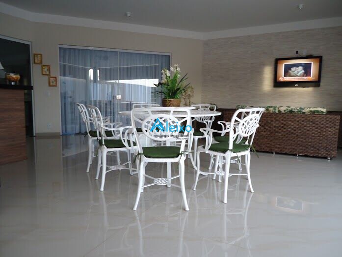 Casa com 3 quartos para aluguel, 390m² — foto 10 de 15