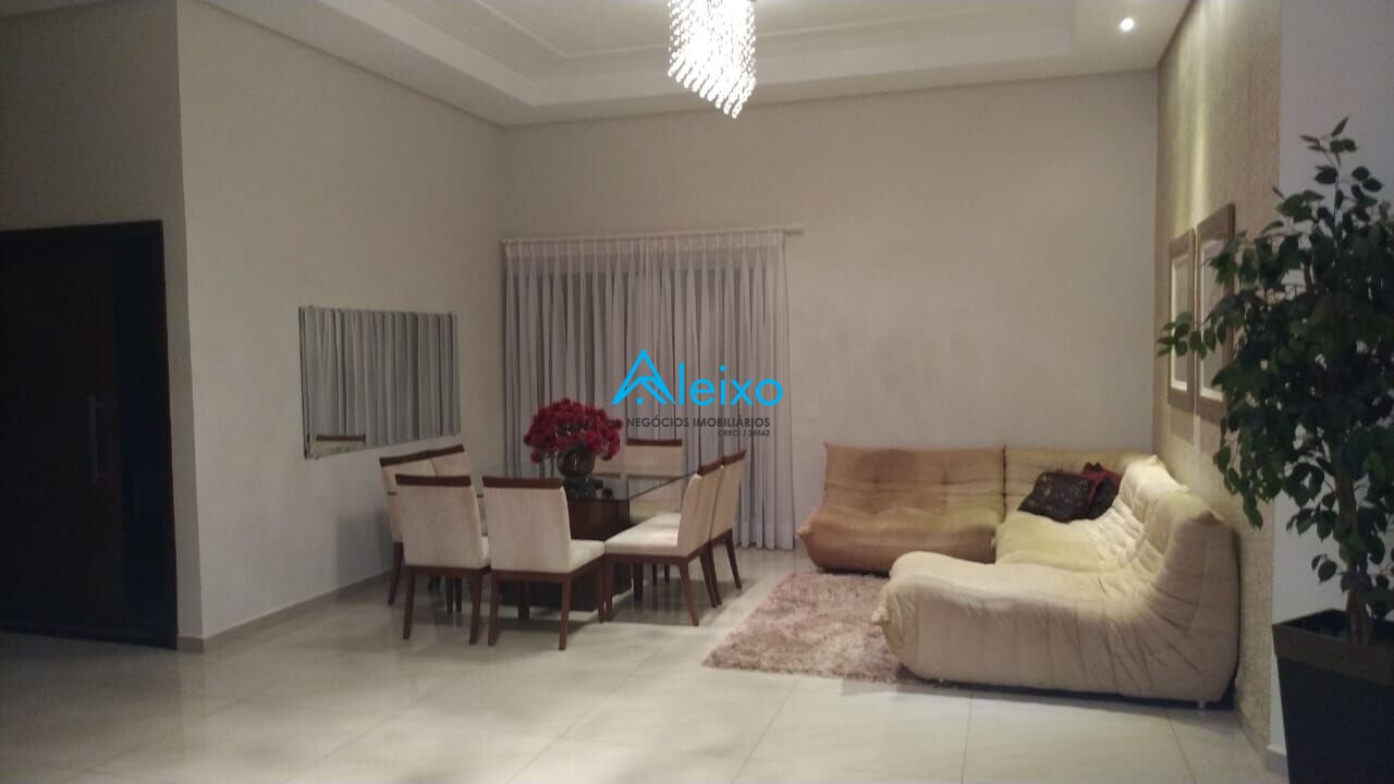 Casa com 3 quartos para aluguel, 390m² — foto 5 de 15