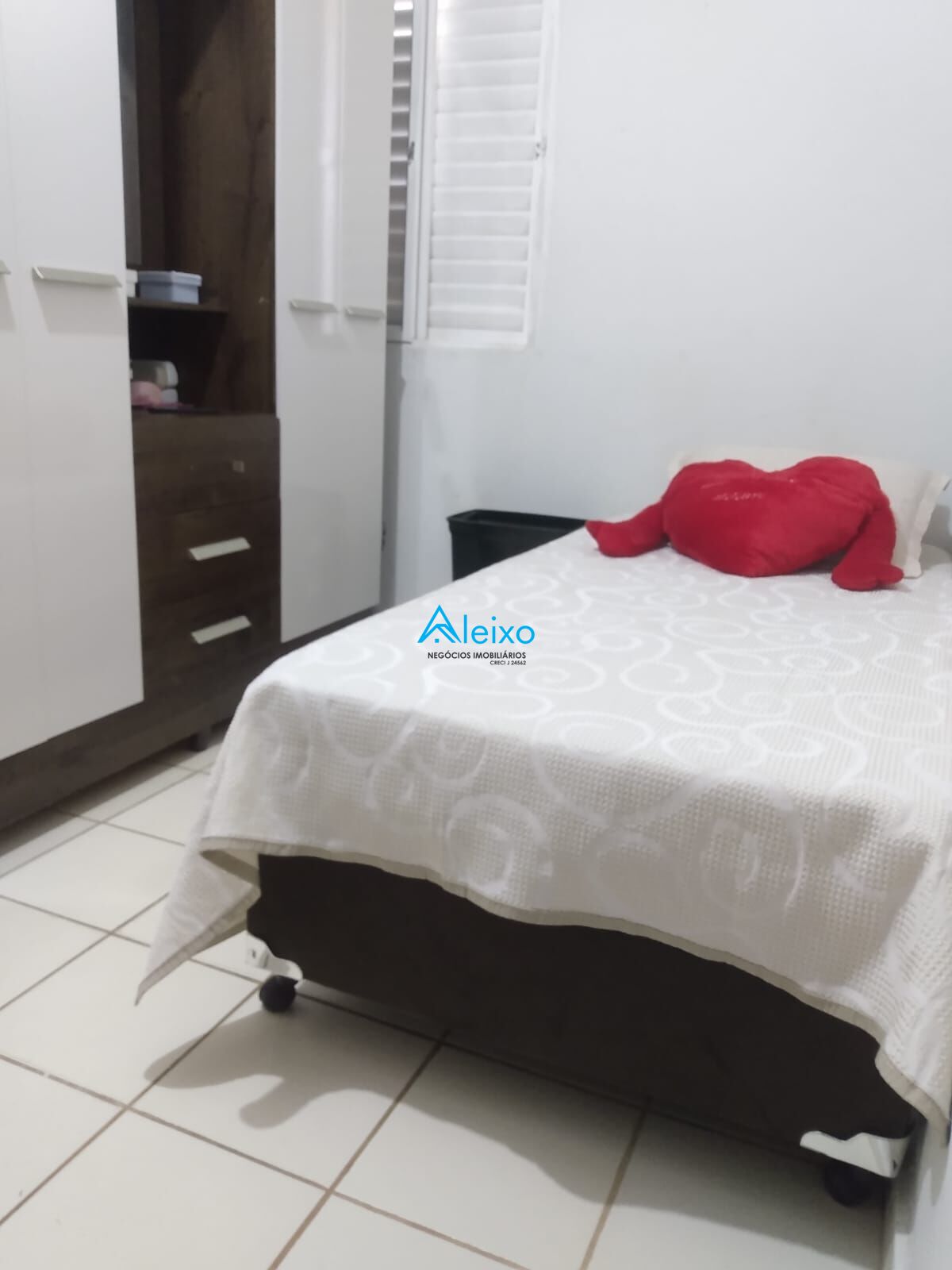 Casa de Condomínio com 3 quartos à venda — foto 7 de 12