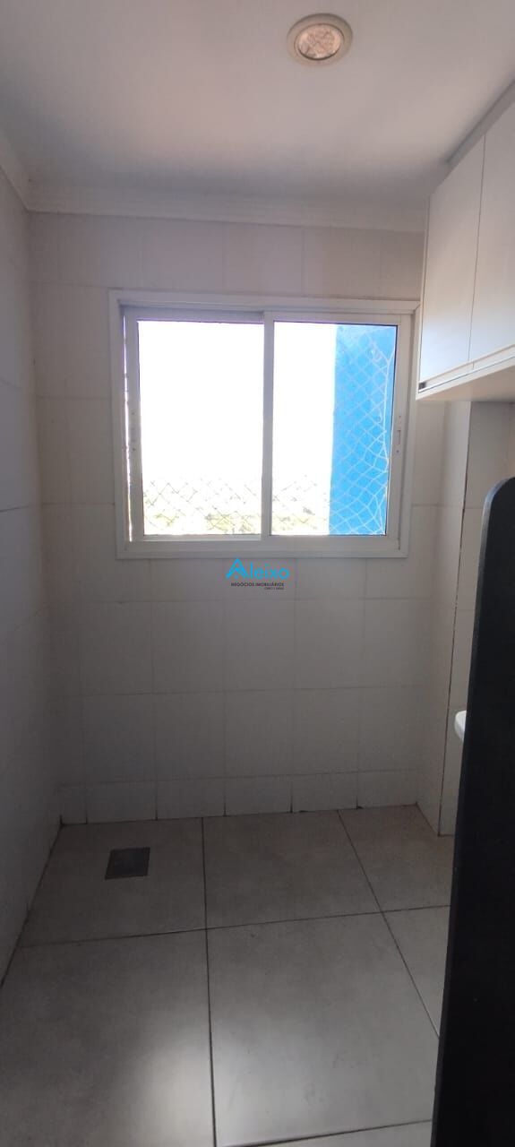 Apartamento com 2 quartos à venda, 100m² — foto 13 de 18