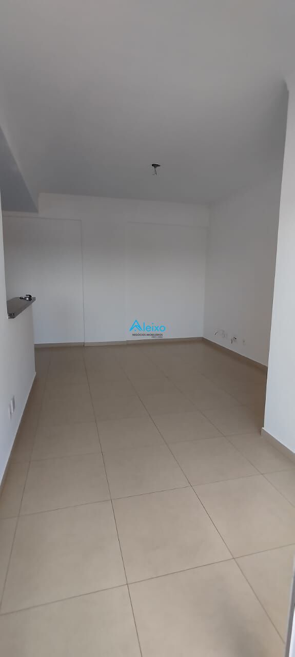 Apartamento com 2 quartos à venda, 100m² — foto 8 de 18