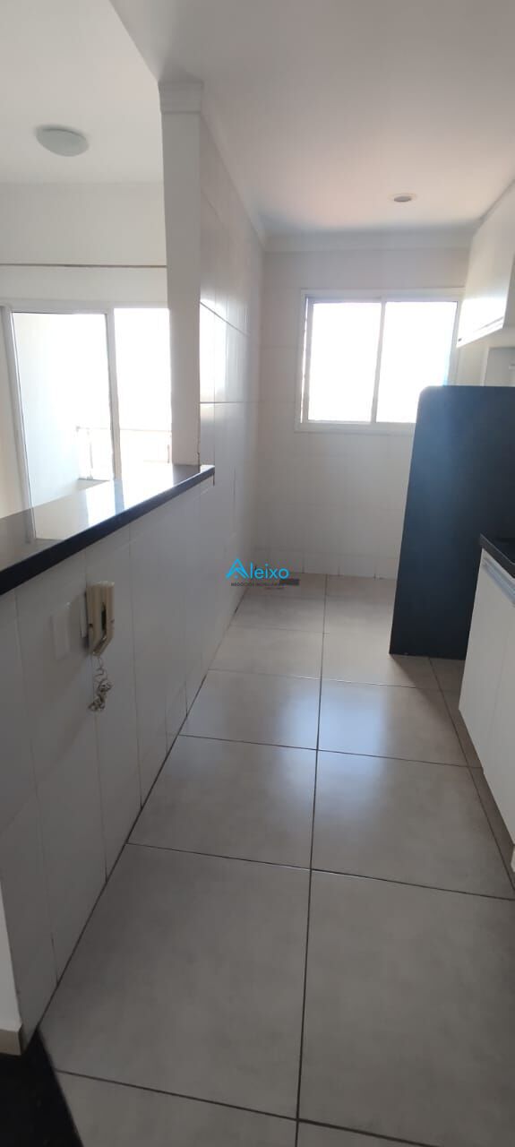 Apartamento com 2 quartos à venda, 100m² — foto 10 de 18