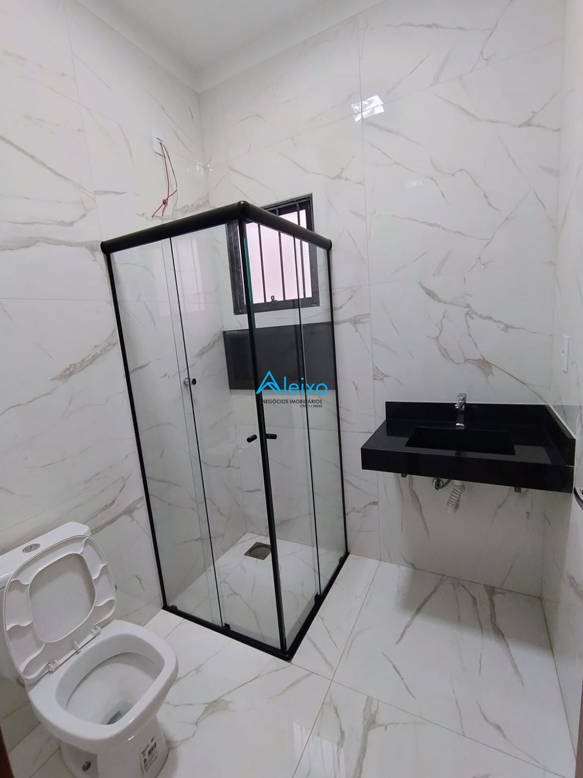 Casa com 3 quartos à venda, 120m² — foto 7 de 9