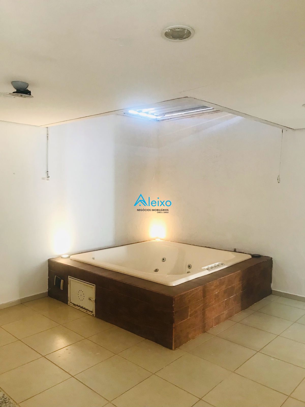 Casa de Condomínio com 3 quartos à venda — foto 9 de 11