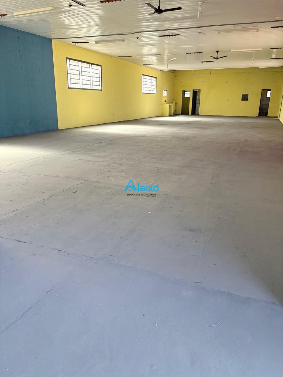 Loja / Salão / Ponto Comercial à venda, 251m² — foto 5 de 12