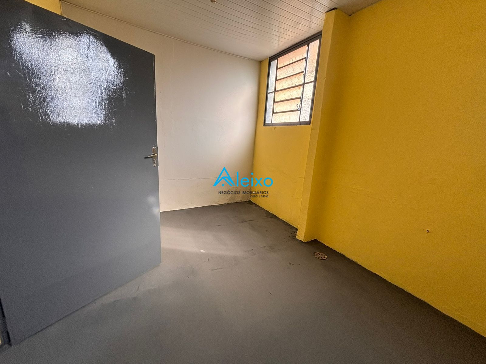 Loja / Salão / Ponto Comercial à venda, 251m² — foto 4 de 12