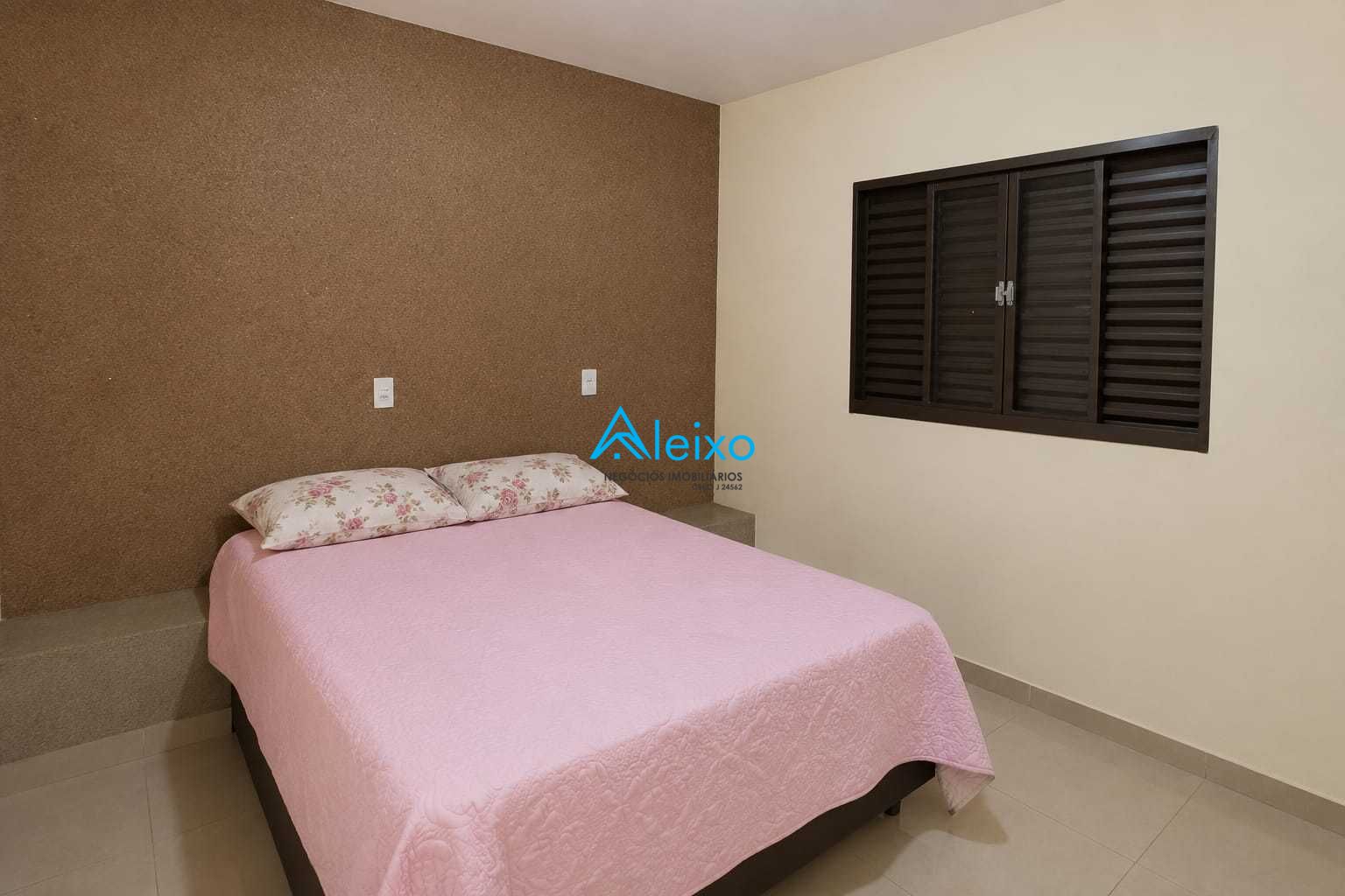 Casa com 2 quartos à venda, 174m² — foto 11 de 12