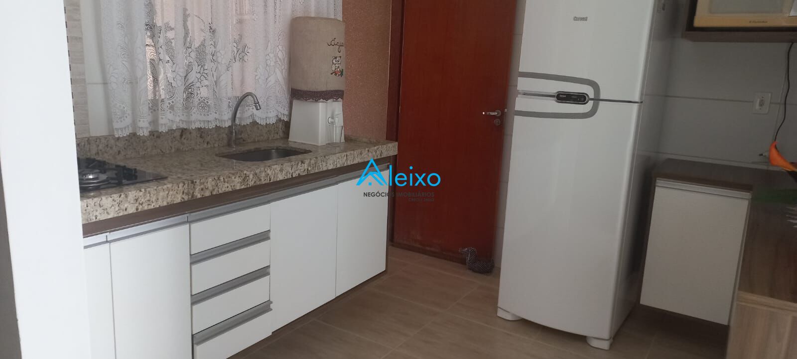 Casa com 3 quartos à venda, 150m² — foto 8 de 18