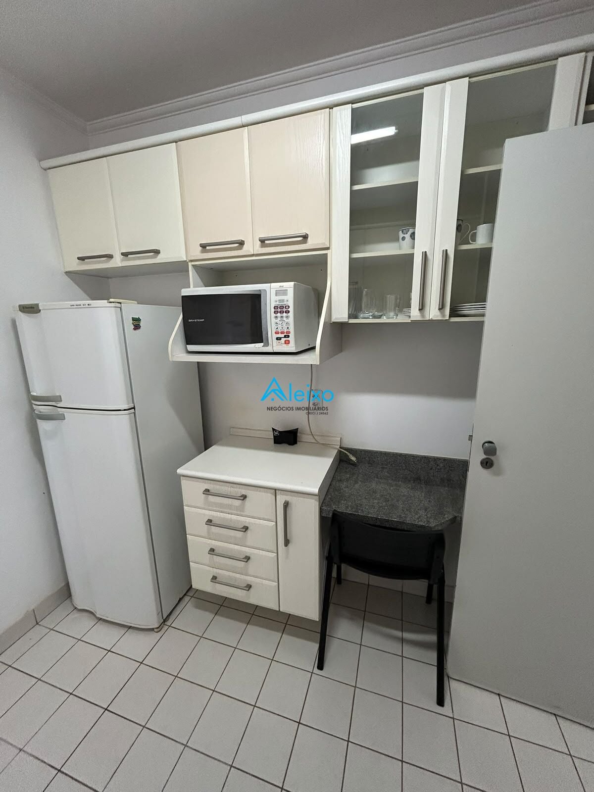Apartamento com 2 quartos para aluguel, 64m² — foto 5 de 23
