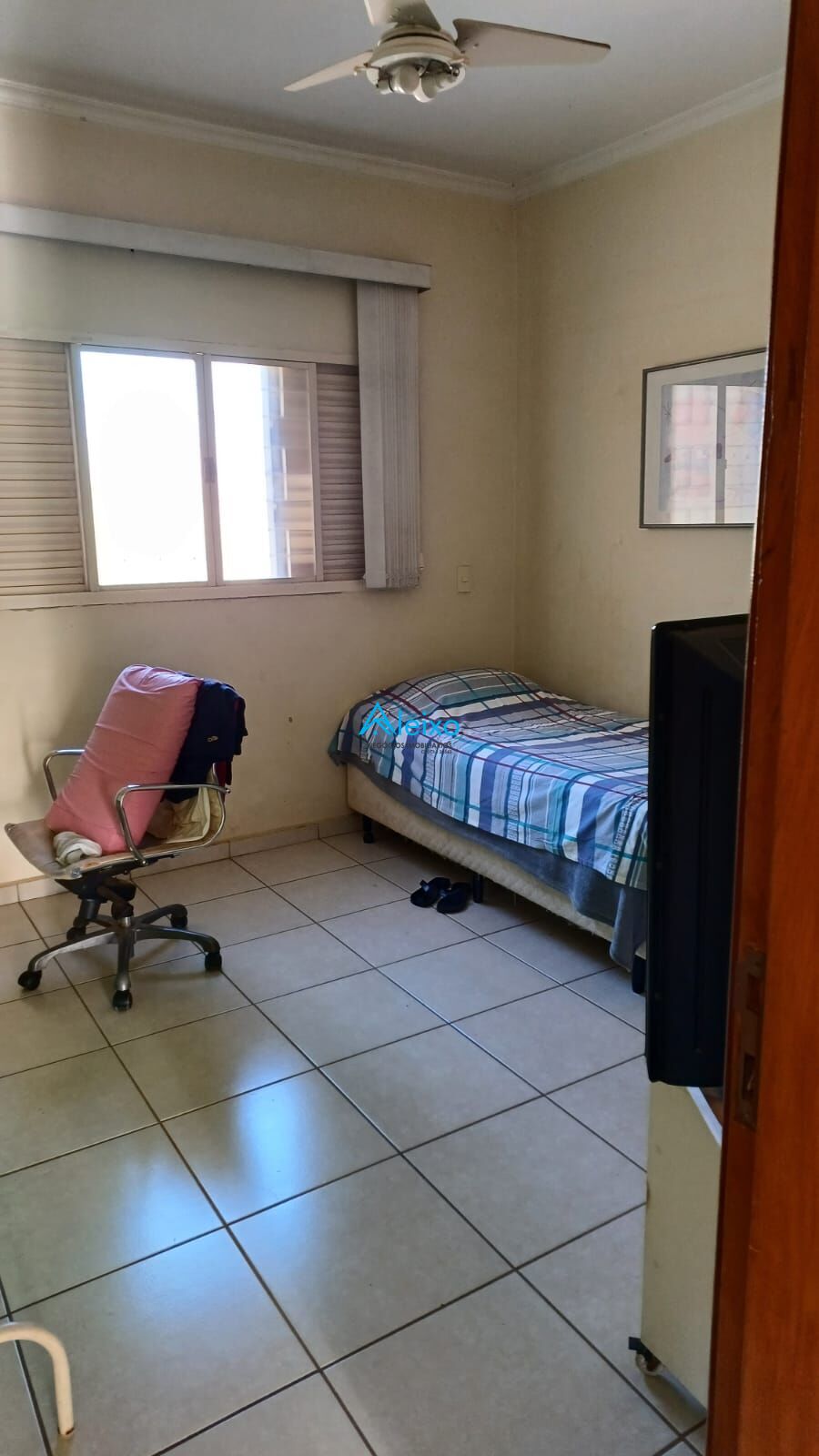 Sobrado com 3 quartos à venda, 300m² — foto 17 de 26