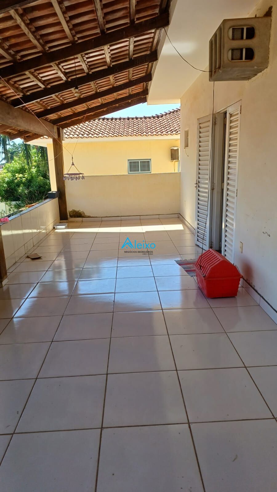 Sobrado com 3 quartos à venda, 300m² — foto 4 de 26