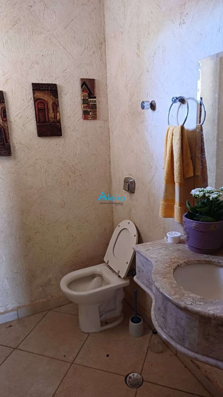 Sobrado com 3 quartos à venda, 300m² — foto 20 de 26