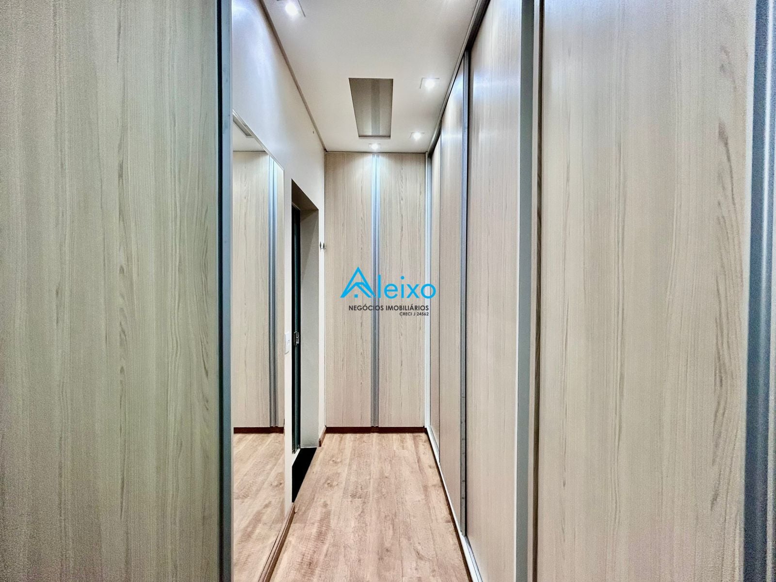 Casa de Condomínio com 3 quartos à venda, 172m² — foto 8 de 18