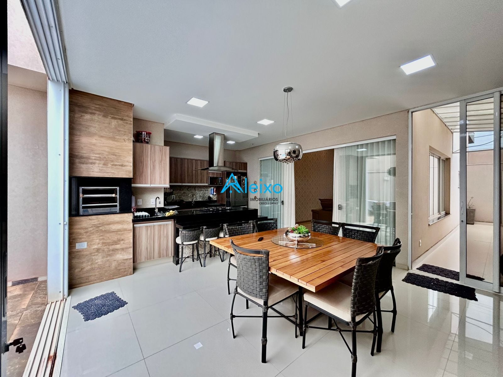 Casa de Condomínio com 3 quartos à venda, 172m² — foto 4 de 18
