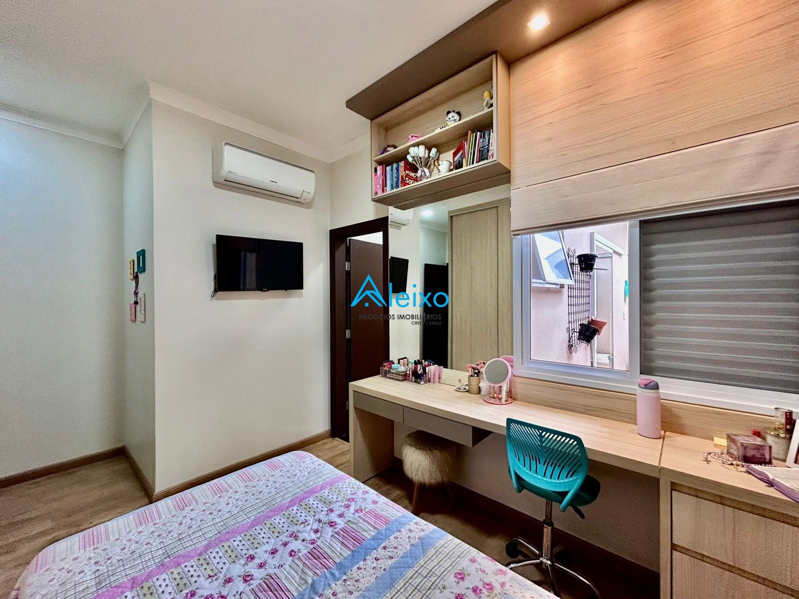 Casa de Condomínio com 3 quartos à venda, 172m² — foto 9 de 18