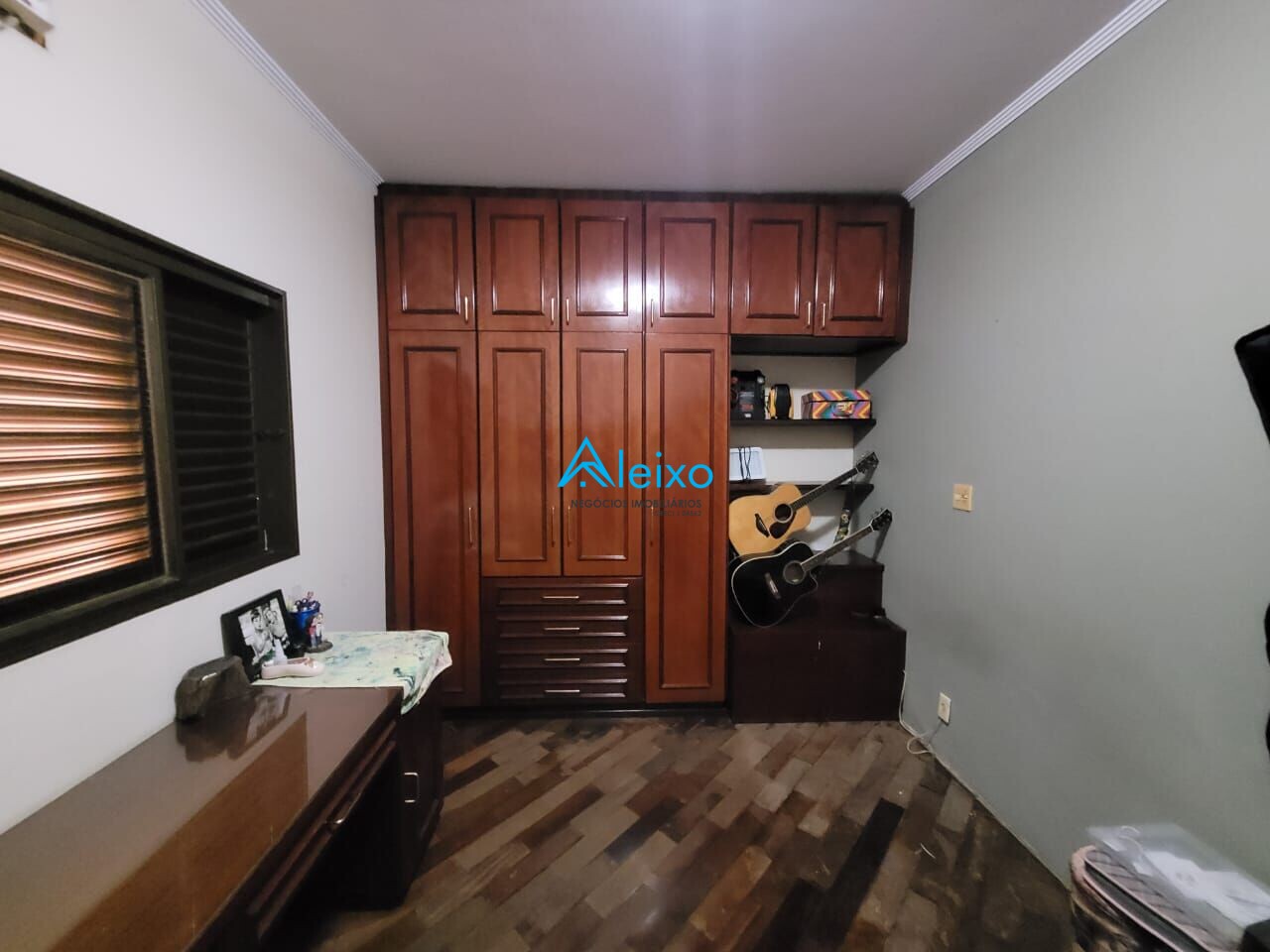 Casa com 4 quartos à venda, 262m² — foto 9 de 21