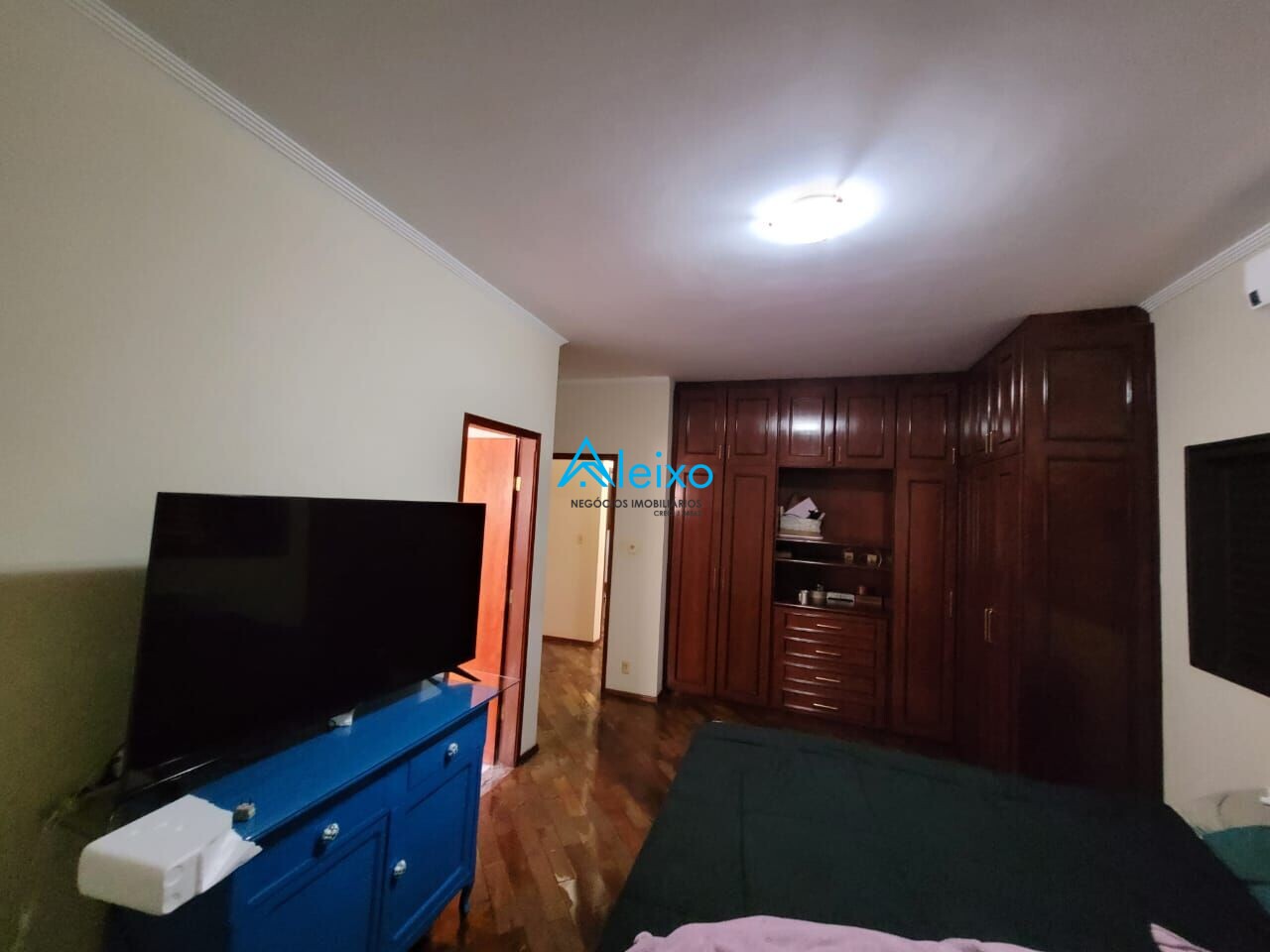 Casa com 4 quartos à venda, 262m² — foto 8 de 21
