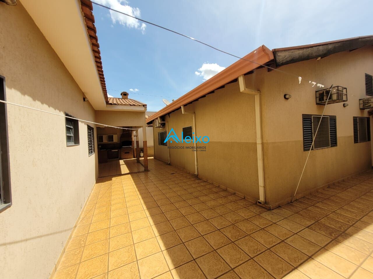 Casa com 4 quartos à venda, 262m² — foto 14 de 21