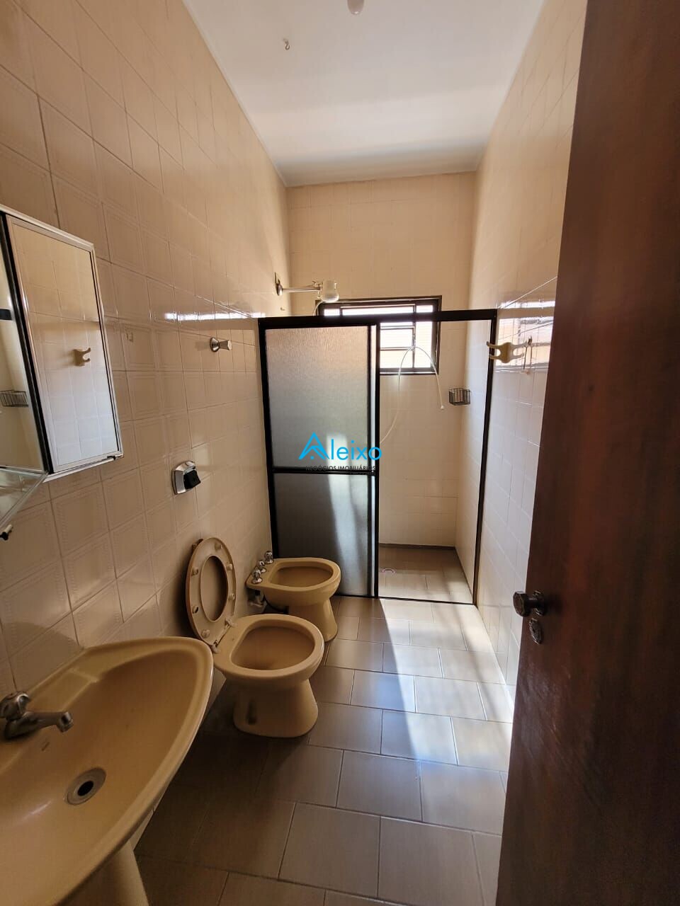 Casa com 4 quartos à venda, 262m² — foto 19 de 21