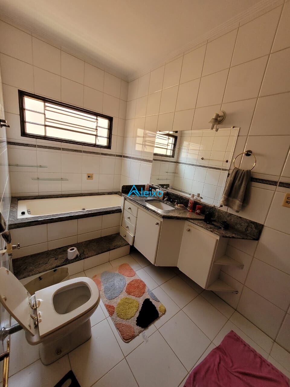 Casa com 4 quartos à venda, 262m² — foto 20 de 21