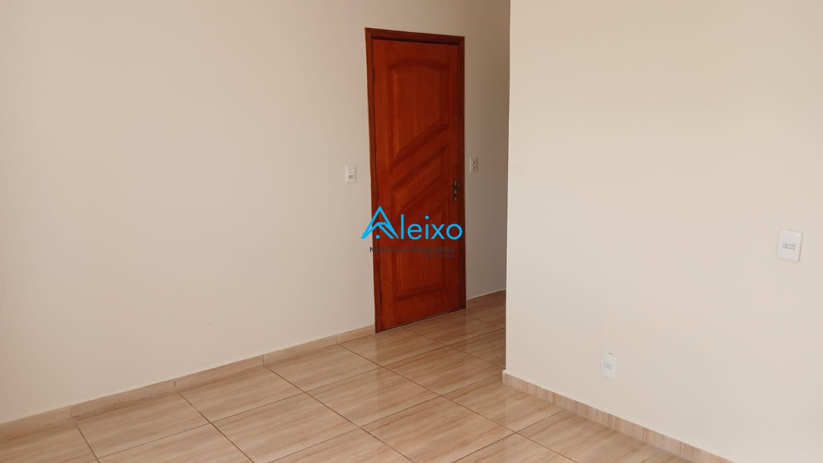 Casa com 3 quartos à venda — foto 6 de 18