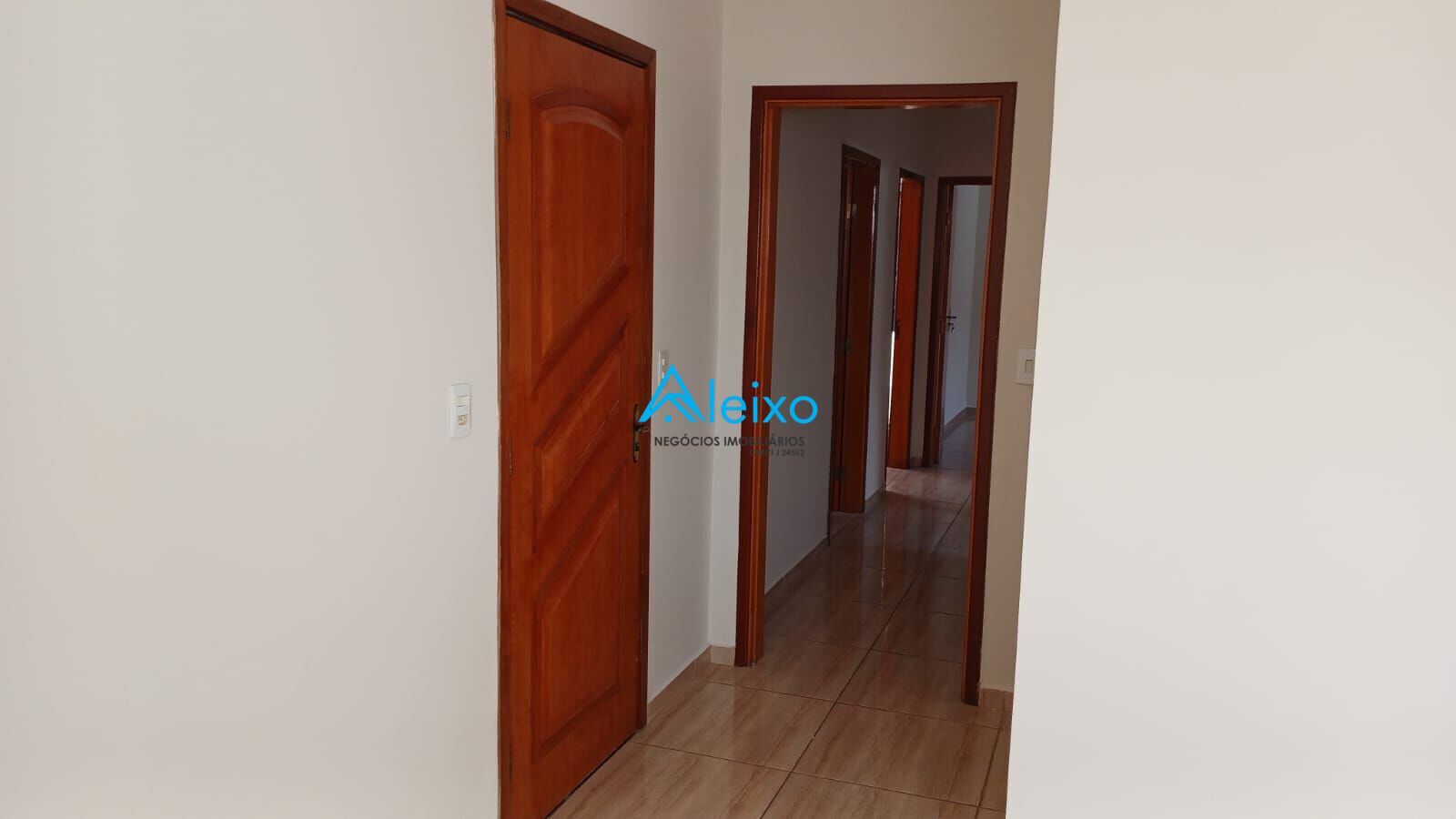 Casa com 3 quartos à venda — foto 5 de 18