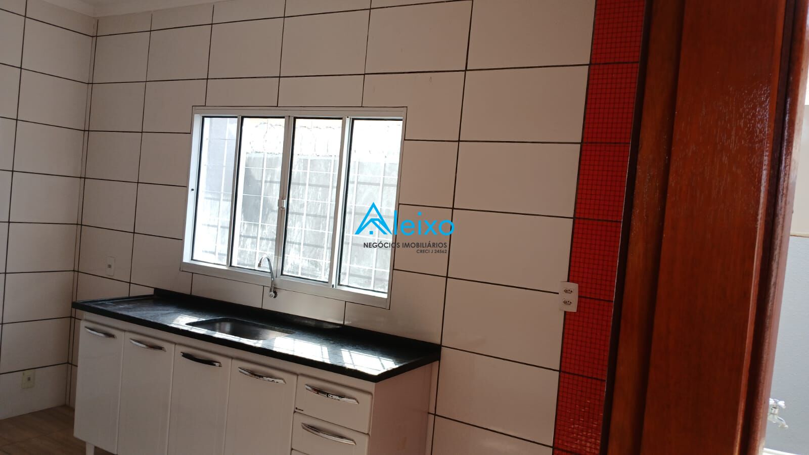 Casa com 3 quartos à venda — foto 10 de 18