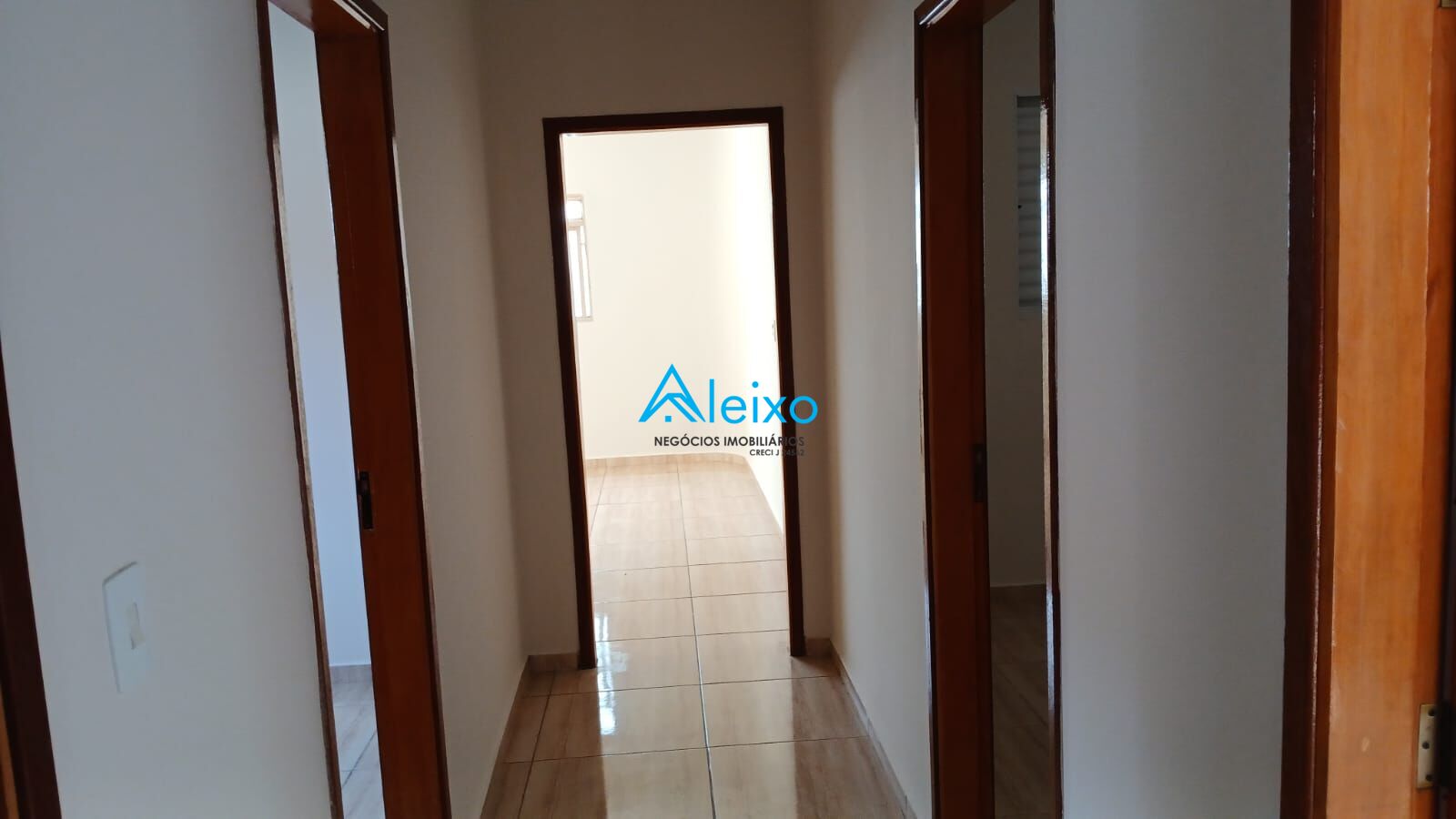 Casa com 3 quartos à venda — foto 7 de 18