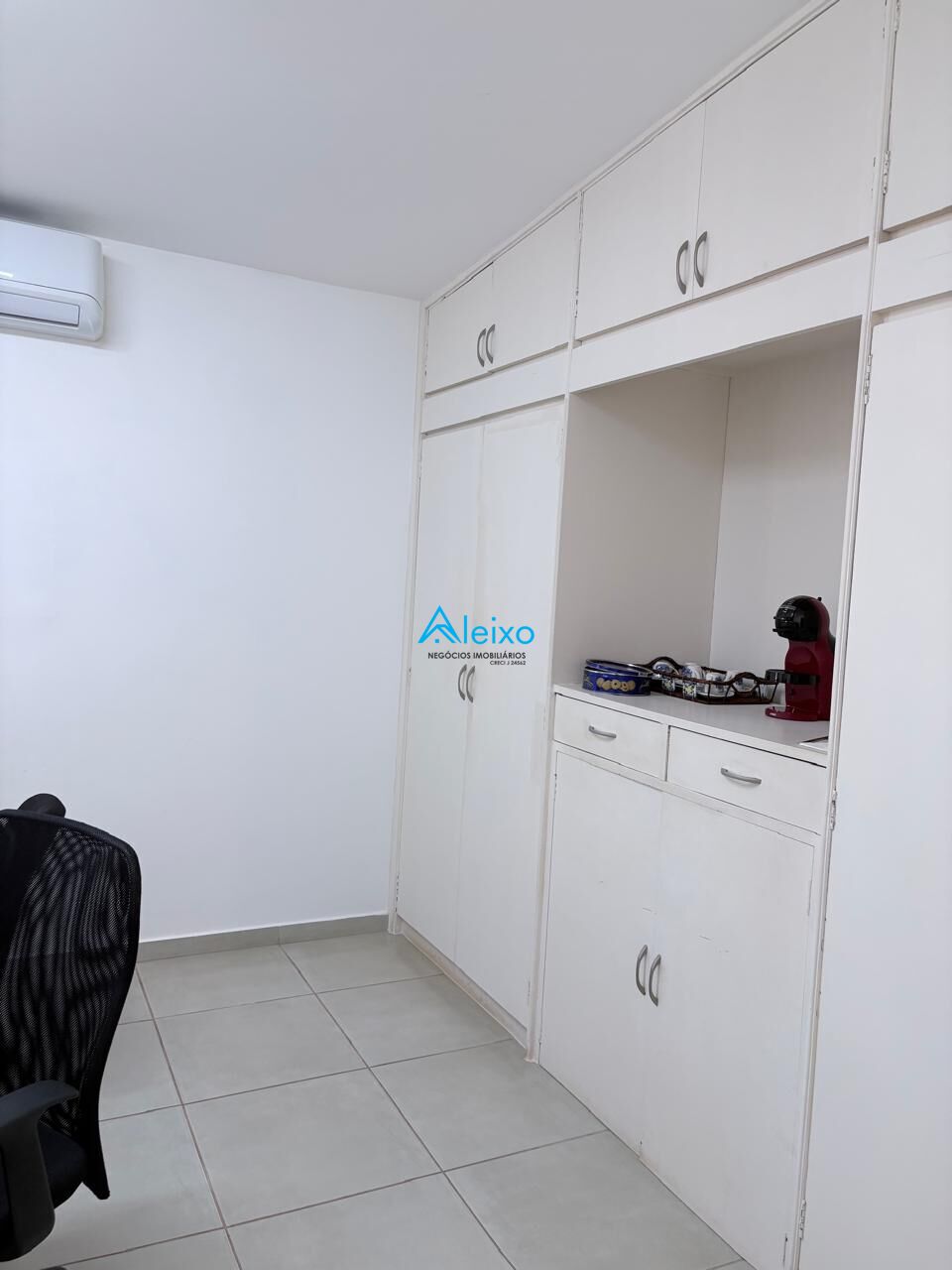 Casa com 4 quartos à venda, 550m² — foto 6 de 18