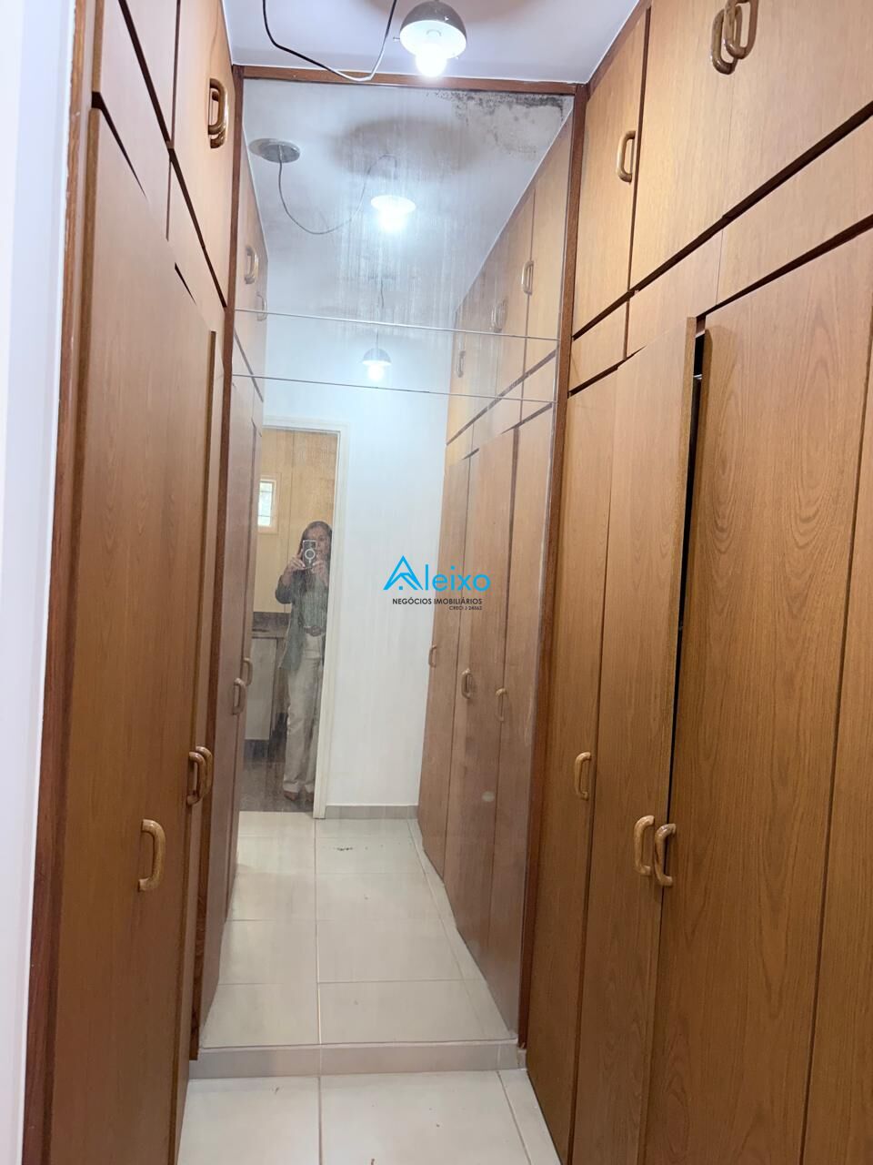 Casa com 4 quartos à venda, 550m² — foto 11 de 18