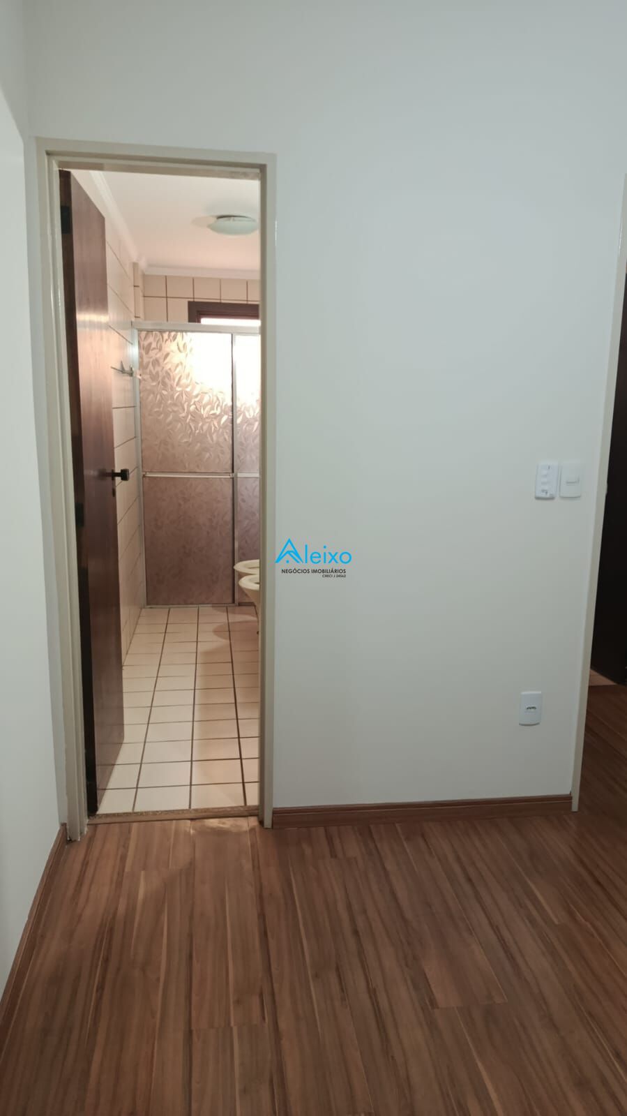 Apartamento com 3 quartos para aluguel, 100m² — foto 10 de 16
