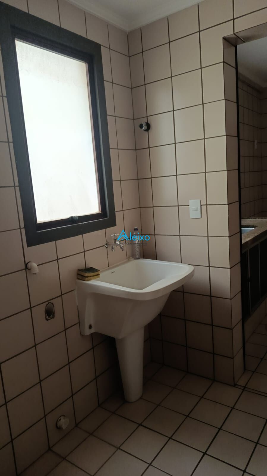 Apartamento com 3 quartos para aluguel, 100m² — foto 14 de 16