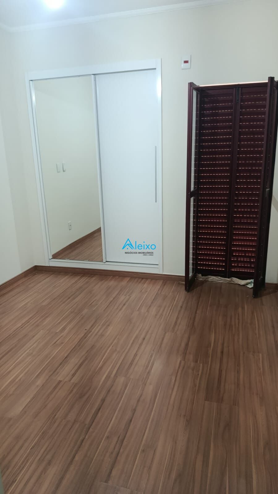 Apartamento com 3 quartos para aluguel, 100m² — foto 8 de 16