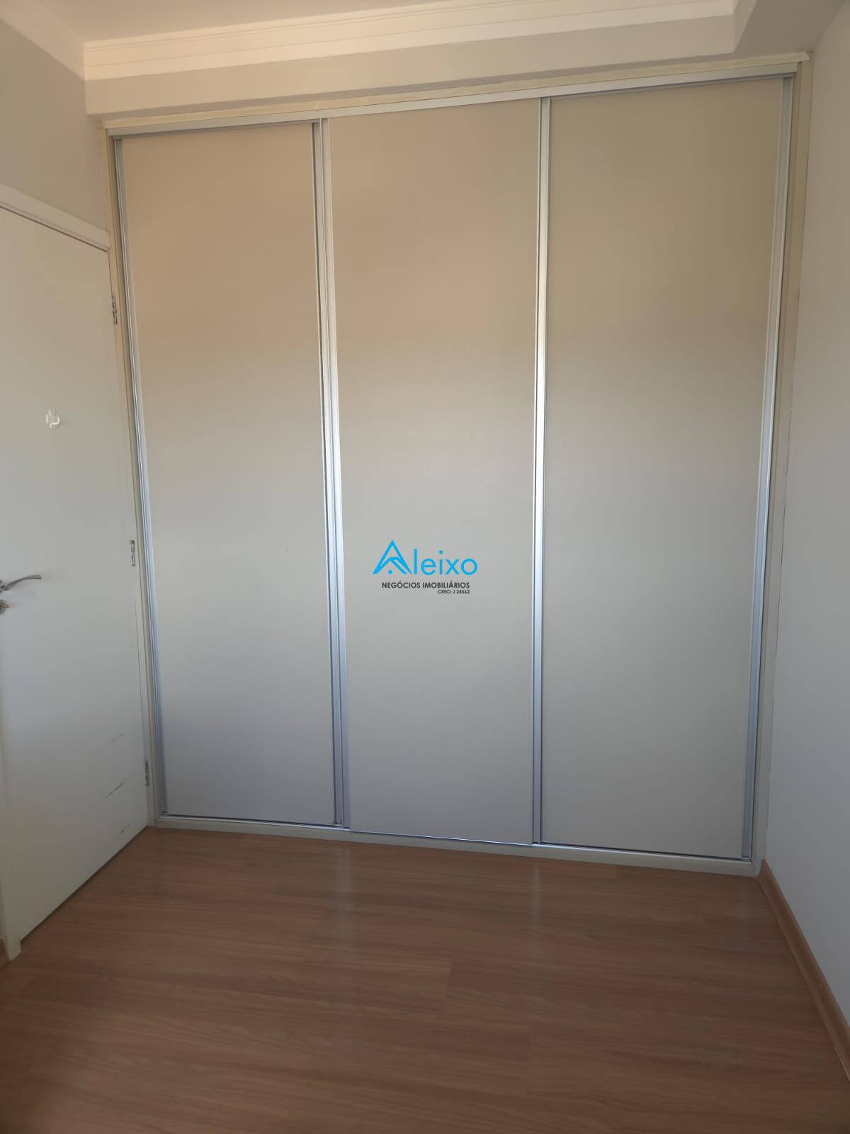 Apartamento com 3 quartos para aluguel, 74m² — foto 14 de 26