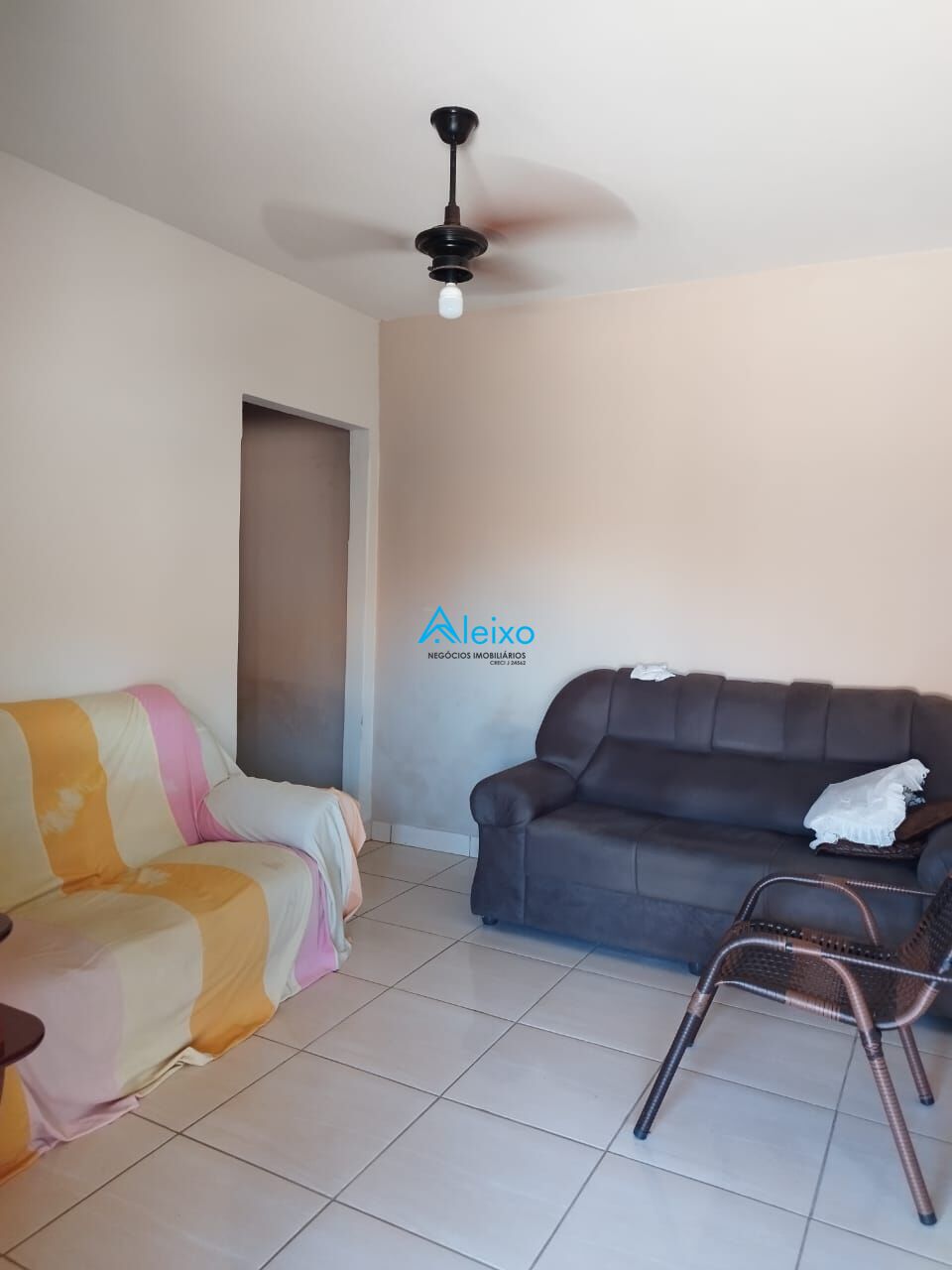 Casa com 2 quartos à venda — foto 4 de 8