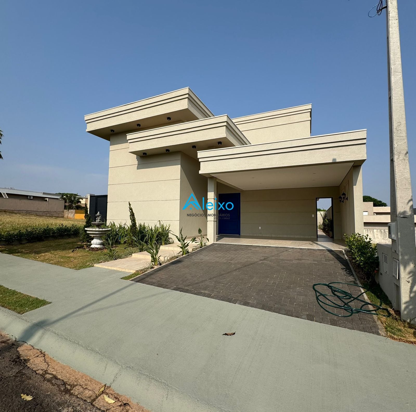 Casa de Condomínio com 3 quartos à venda, 223m² — foto 15 de 19