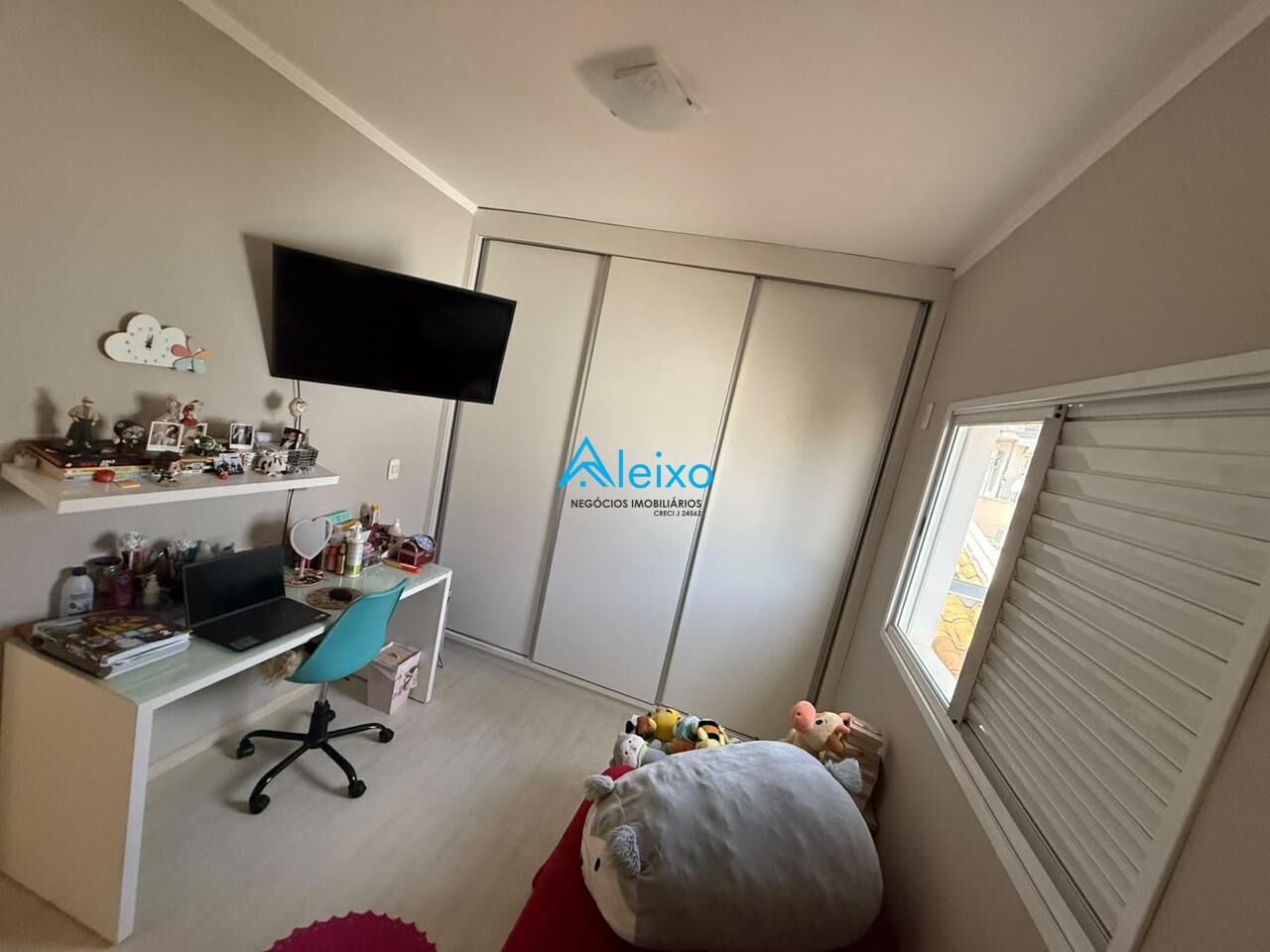 Casa de Condomínio com 3 quartos à venda, 160m² — foto 14 de 28